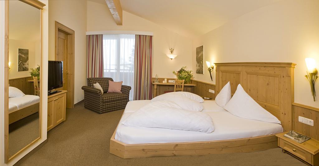 Hotel Lenz See Rum bild